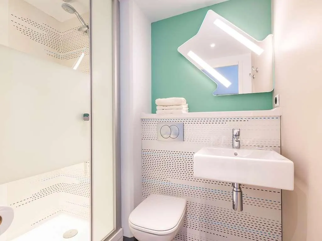 ** Hotel Ibis Budget Rennes Rte Lorient France